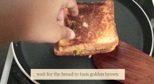 chilli cheese sandwich recipe golden brown