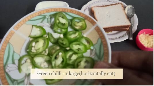Chilli toast -Add green chilli
