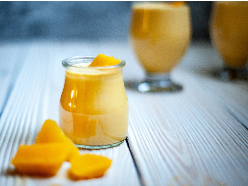 mango smoothie with yogurt